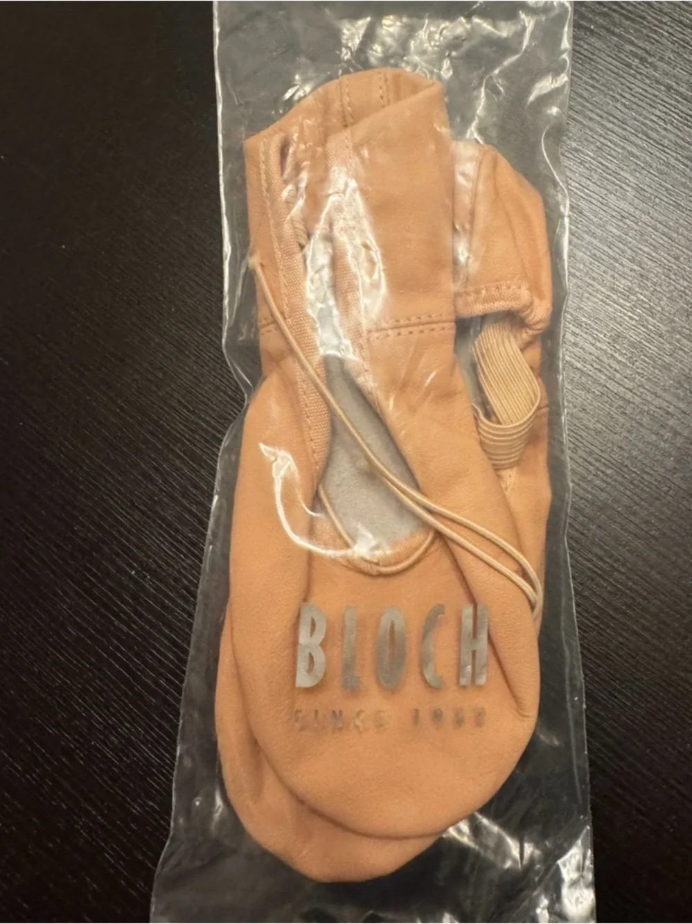New Bloch ballet shoes size 1.5Y
